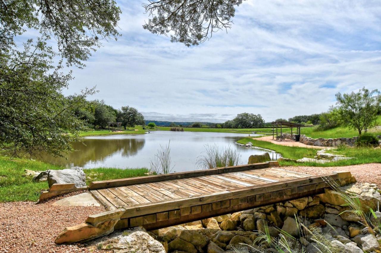 The Reserve At Lake Travis - Elegant 1 Bedroom Cabin W/ Amenities! Cabin Spicewood Exterior photo